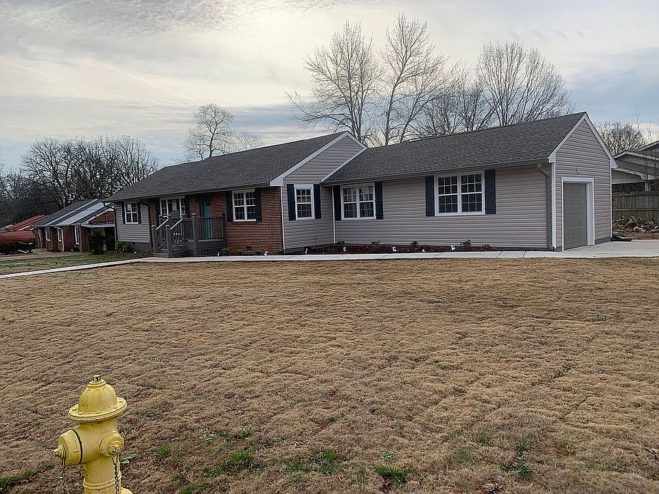 2nd image of 5006 Newport Dr