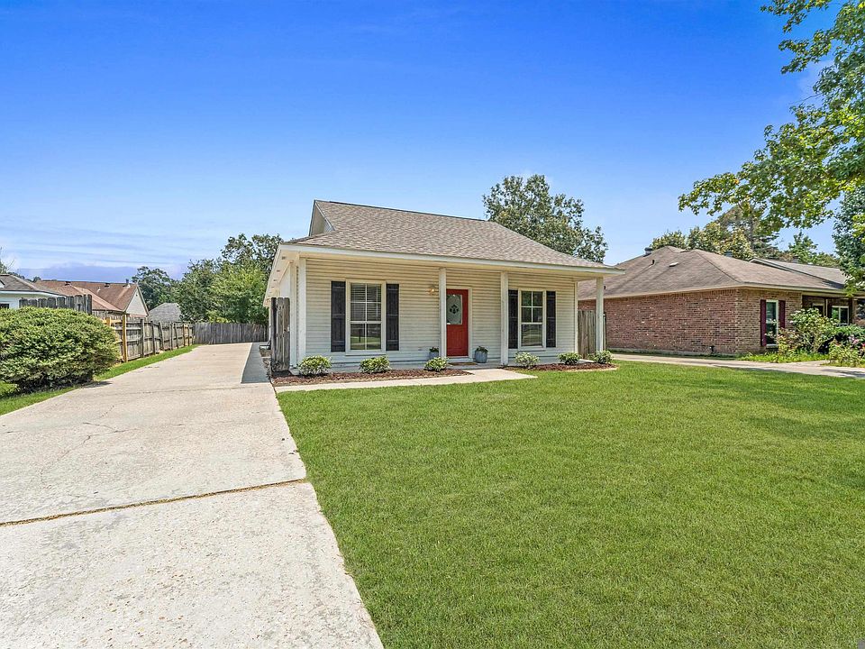 1st image of 11174 Downey Dr