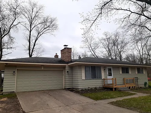 4107 Crystal St Photo 1