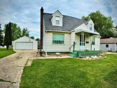 1417 Proper Ave, Burton, MI, 48529
