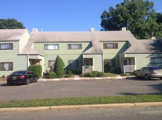 60 Georgetowne Rd, Lindenwold, NJ 08021