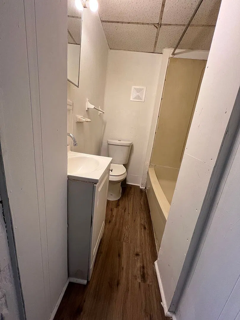 602 N Jordan St — Photo 4