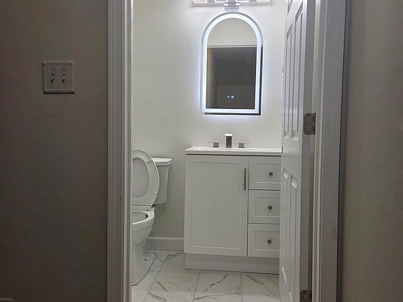5th image of 1062 Inverrary Ln