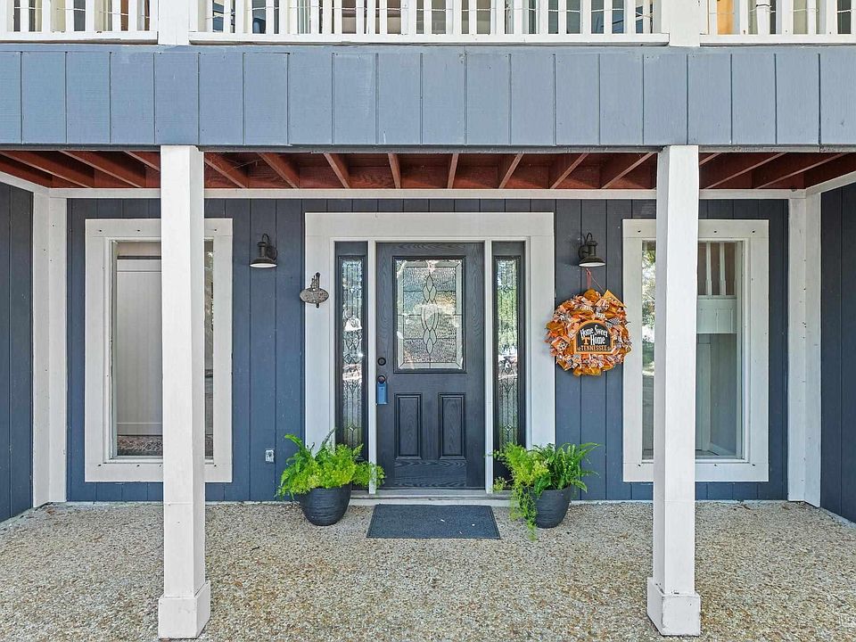 1st image of 4003 Bay Pointe Dr