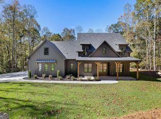 389 Branch Dr, Pendergrass, GA 30567