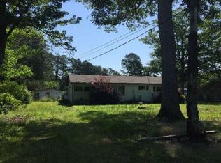 13017 Smiths Neck Rd, Carrollton, VA 23314