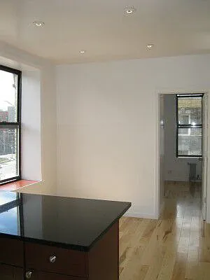 Rented by Tower Brokerage | media 15