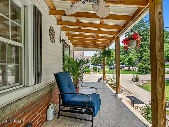 5th image of 11701 Kings Ln