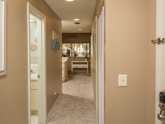 5th image of 15 Village Las Palmas Cir