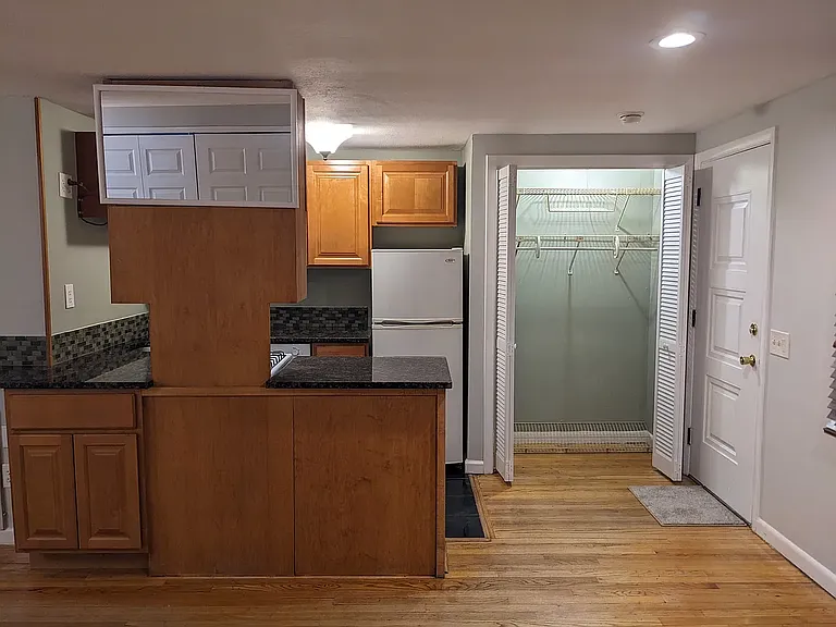 35 Park Avenue Ct #2 — Photo 6