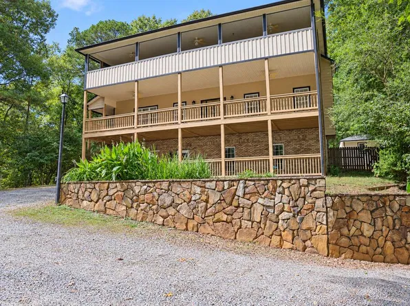 1070 Maxwell Rd, Blue Ridge, GA 30513