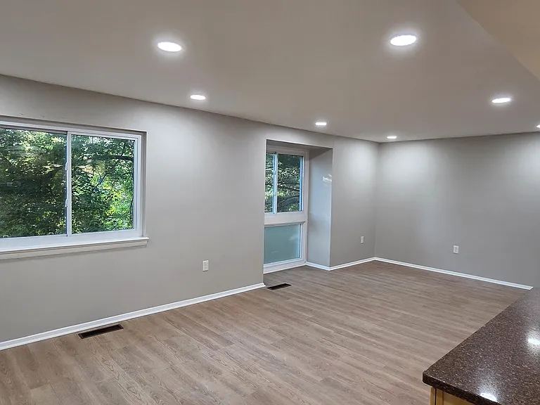 9943 Lake Landing Rd — Photo 5