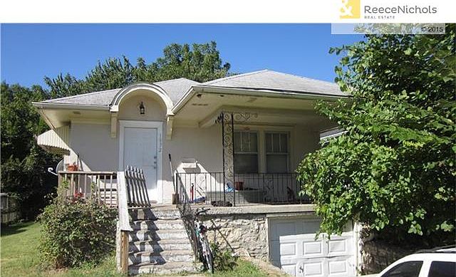 2nd image of 1267 Metropolitan Ave