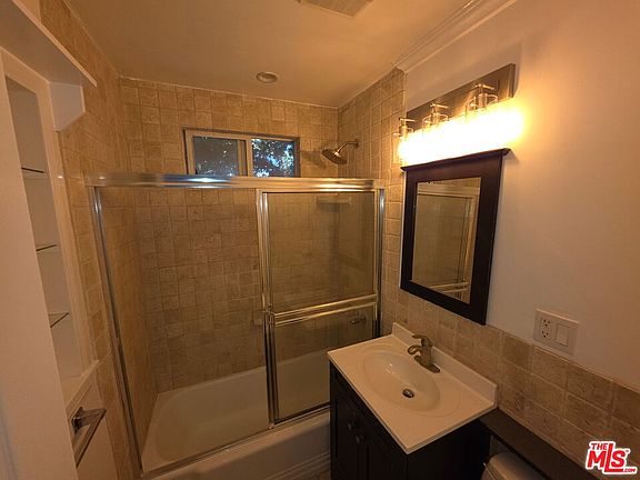 5th image of 309 Broadway St #19