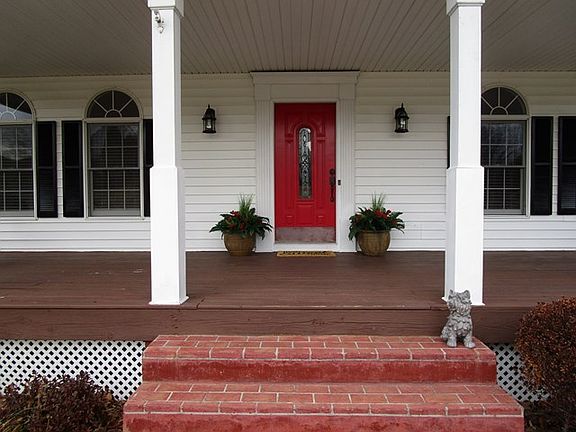 3rd image of 222 Red Hill Dr