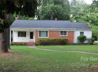 1442 Medford Dr, Charlotte, NC 28205