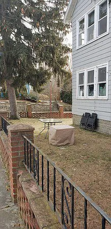 Carroll St — Photo 4