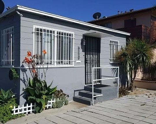 4th image of 6106 10th Ave