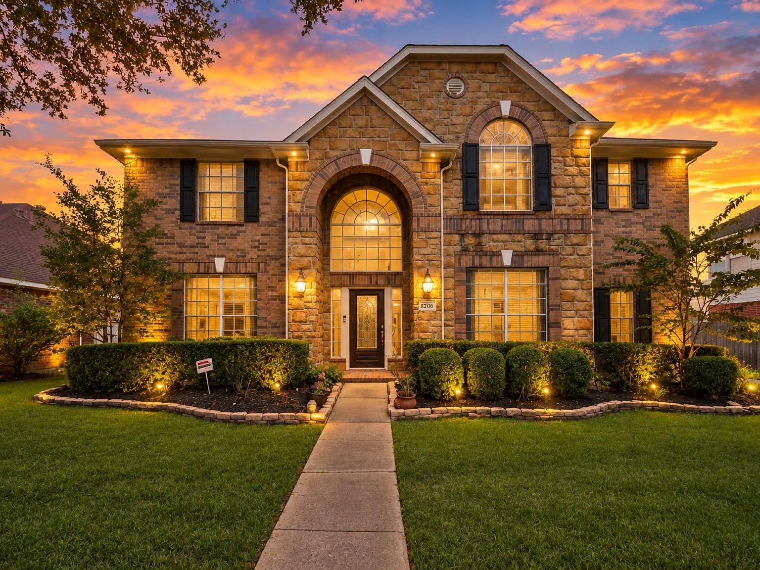 4 bed, 3.5 bath, 3146 sqft, $3,450 — Photo 1