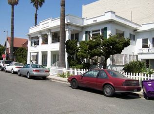 12 12th Pl, Long Beach, CA 90802