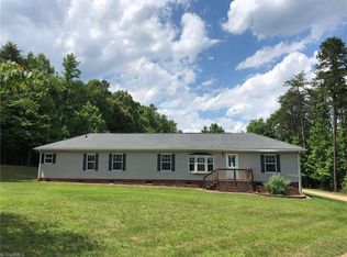 159 Red Fern Ln, Mocksville, NC 27028