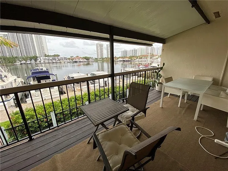 21135 Helmsman Dr #O12 — Photo 21