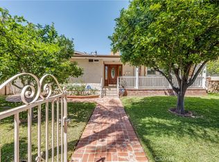 10219 Collett Ave, North Hills, CA 91343