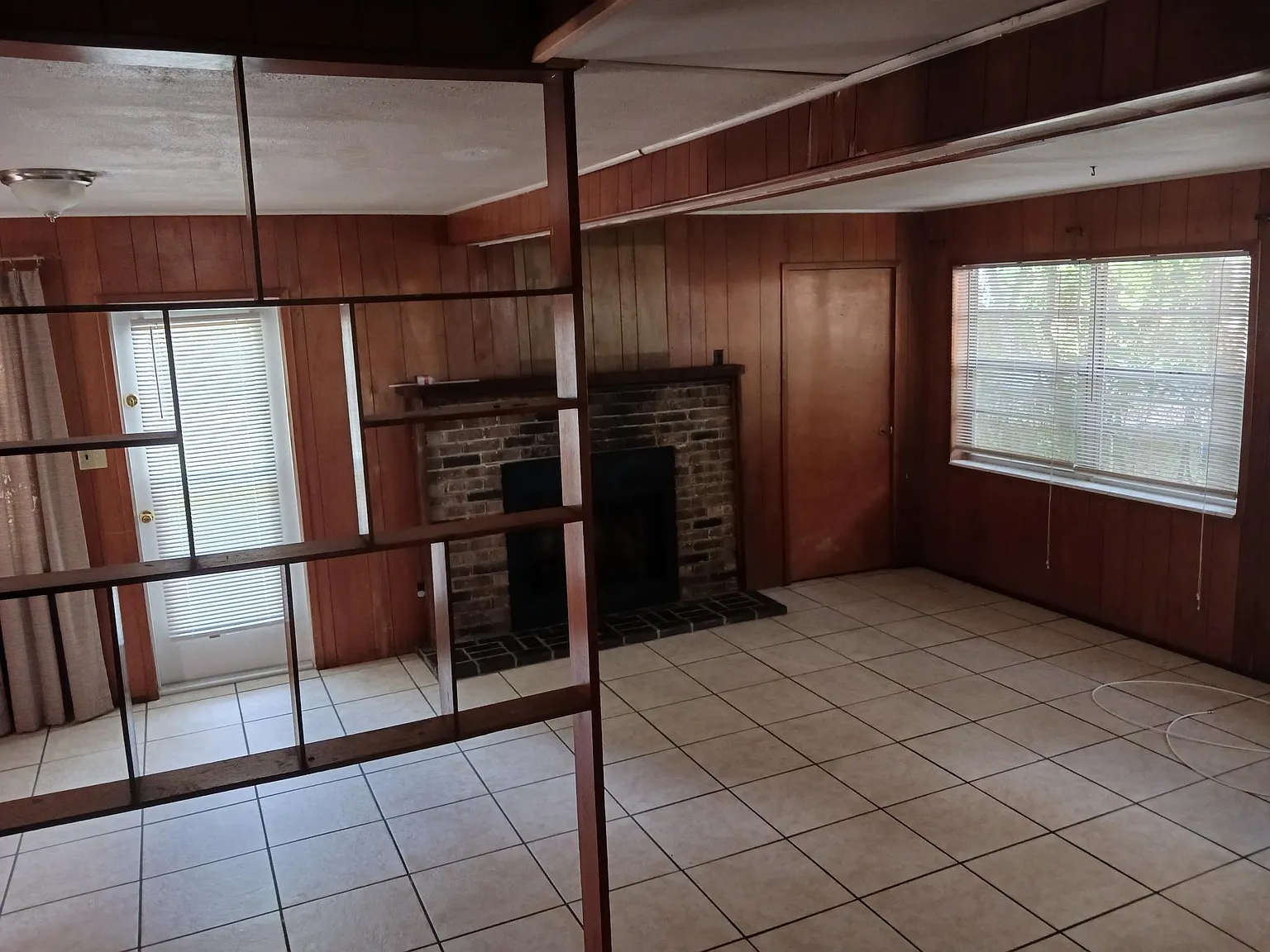 2 bed, 1140 sqft, $1,250 — Photo 4