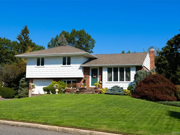 48 Roxbury Drive, Commack, NY 11725