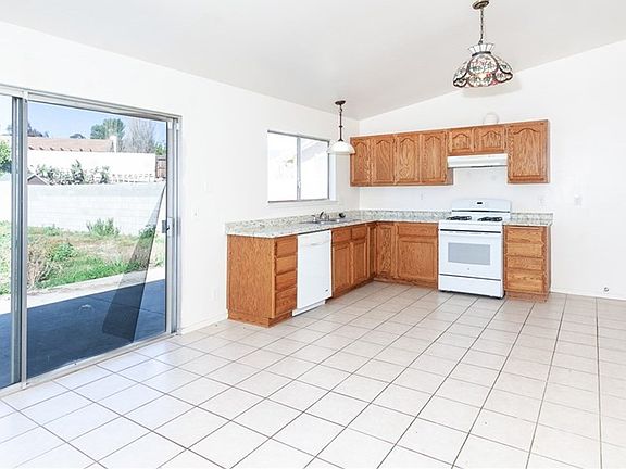 4th image of 14377 E Dartmouth Dr