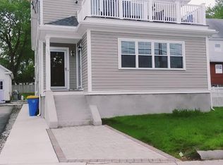 000 River Rd #1, Winthrop, MA 02152