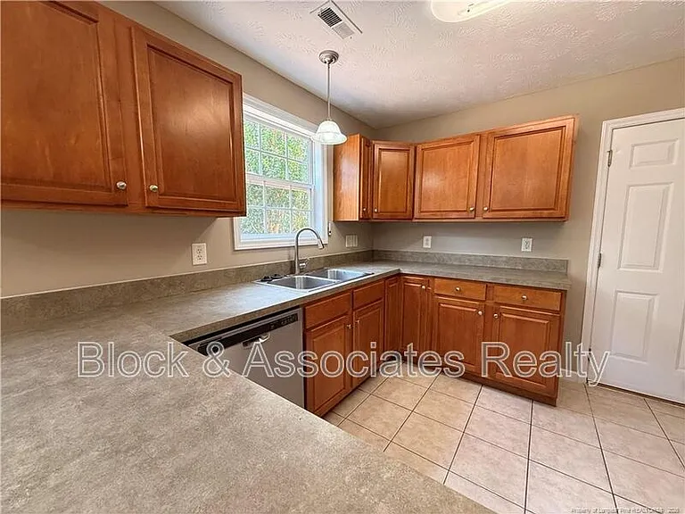 42 Grayson Pl — Photo 4