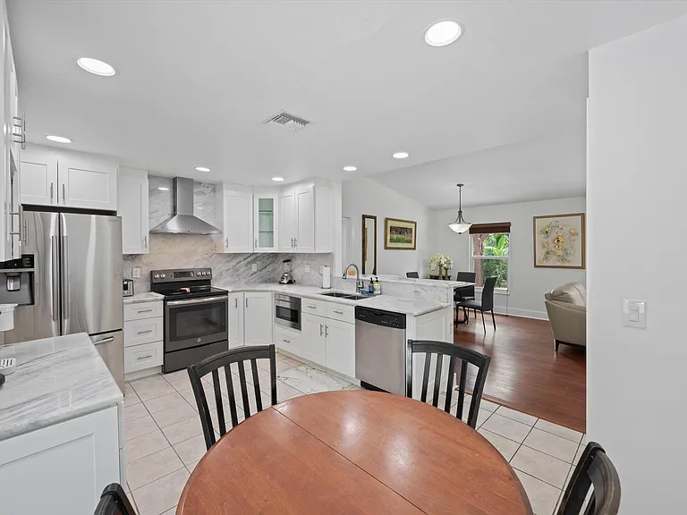 14122 Citrus Dr — Photo 7