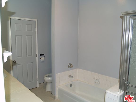 5th image of 6150 Buckingham Pkwy Unit 112