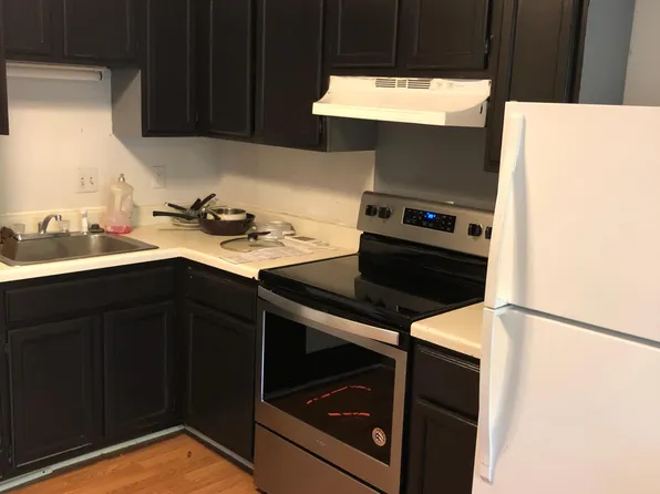 1724 Donlee Dr, Blacksburg, VA 24060