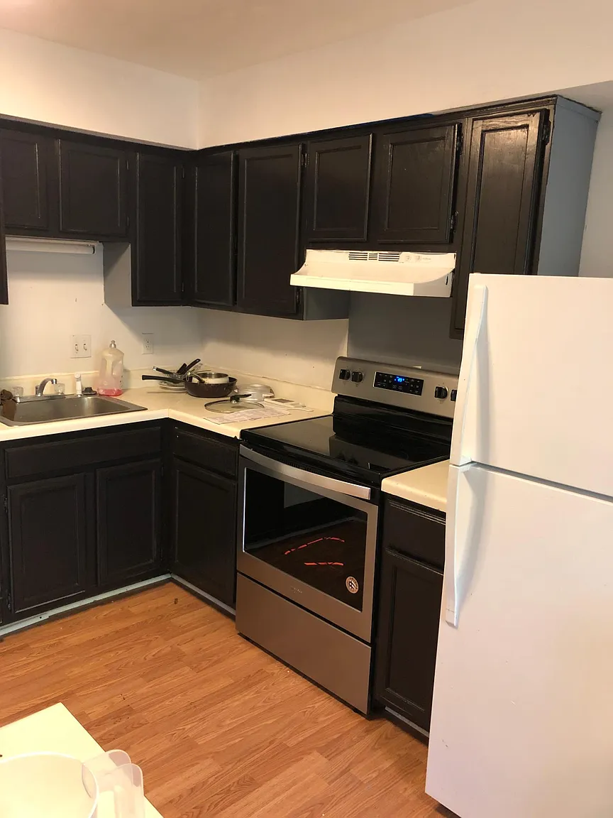 1724 Donlee Dr photo 1