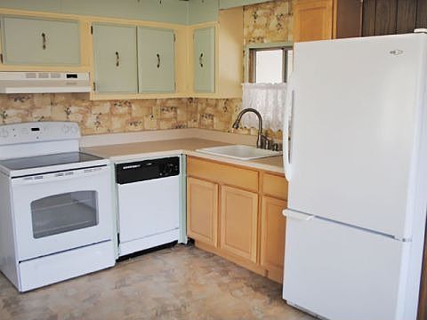 2nd image of 34 Panda Ln