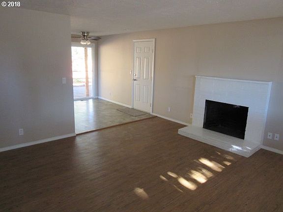 4th image of 8009 NE 138th Ave