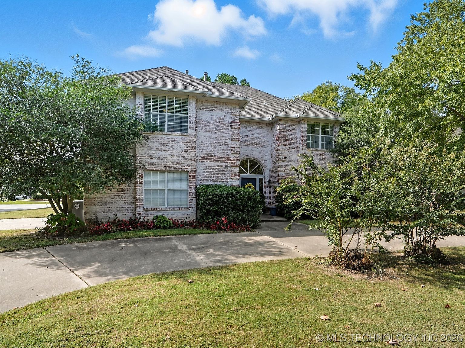 8710 S Delaware Pl, Tulsa, OK 74137 | MLS #2600490 | Zillow