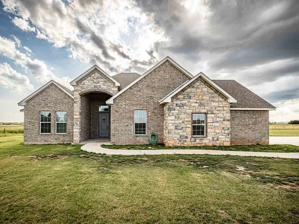 409 SW Applewood Ln, Lawton, OK 73505