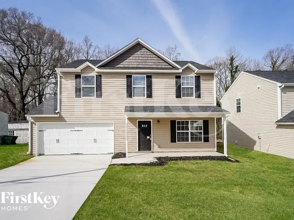 813 Pine Circle Dr, High Point, NC 27265