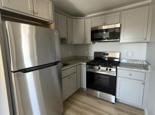 161 Mulberry St, Fall River, MA 02721