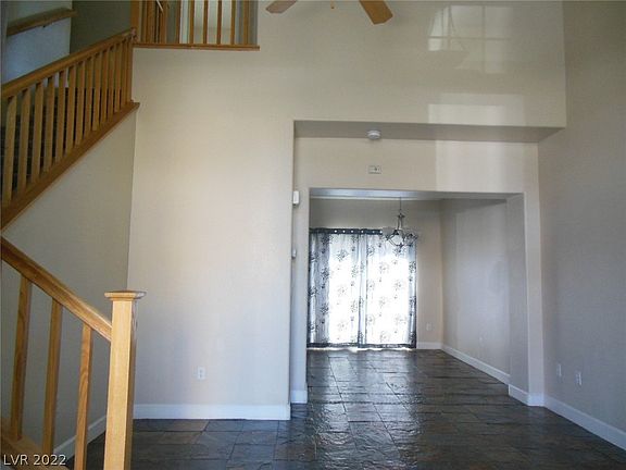 5th image of 137 Gryffin Ave #0