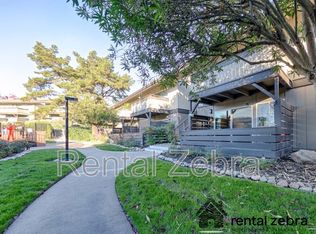 233 Masters Ct APT 2, Walnut Creek, CA 94598