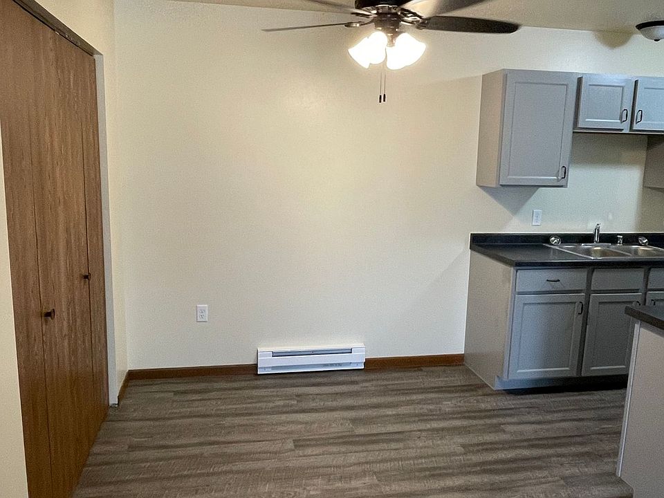 1st image of 18410 South St #5