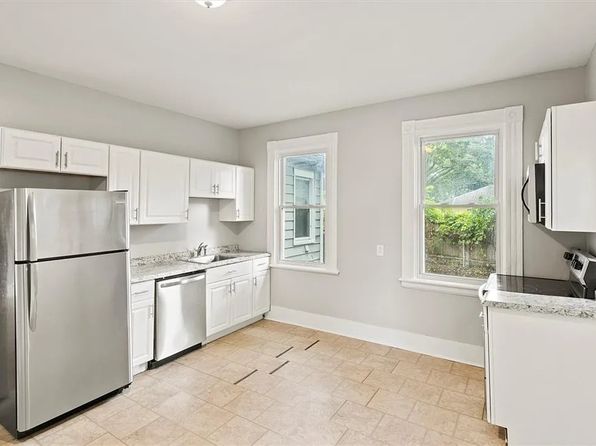 165 Thurston Rd #3