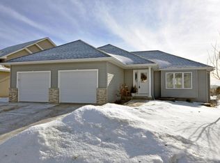 2497 Boulder Ridge Dr NW, Rochester, MN 55901