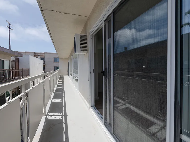 8211 Redlands St #6 — Photo 10