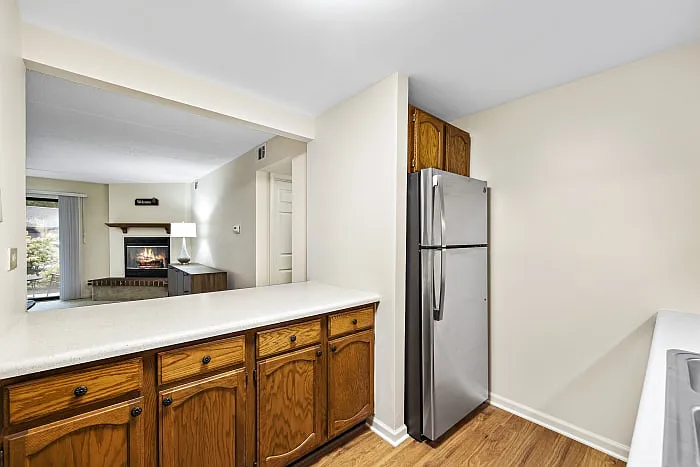 Fox Grove Apartments, LLC — Photo 4