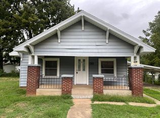 1431 W High St, Springfield, MO 65803